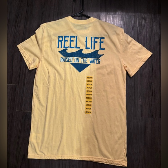 Reel life Yellow Graphic T-Shirt for Men medium - Picture 1 of 4